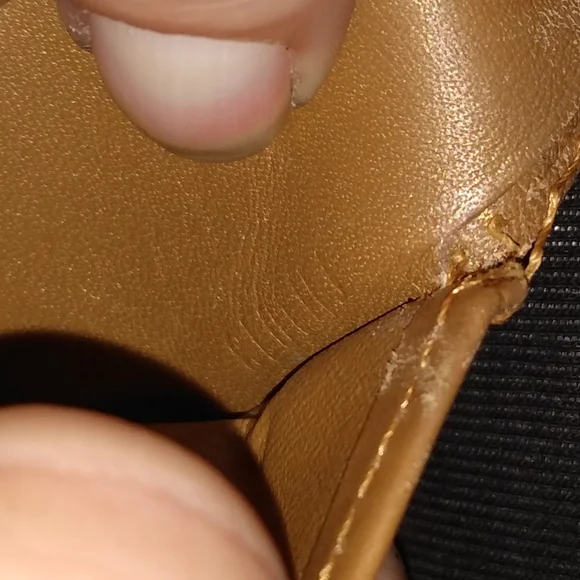 PENDING TRADE ❣️ 🎉SALE - Louis Vuitton wallet - Picture 10 of 10